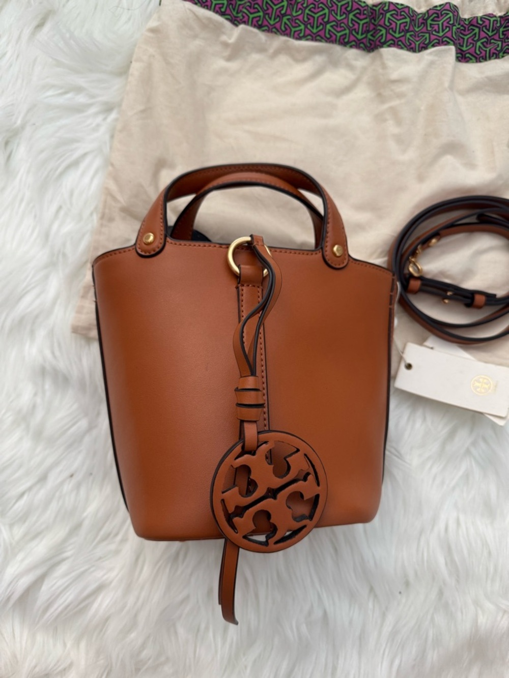 Tory Burch Miller mini bucket bag - Picture 5 of 12